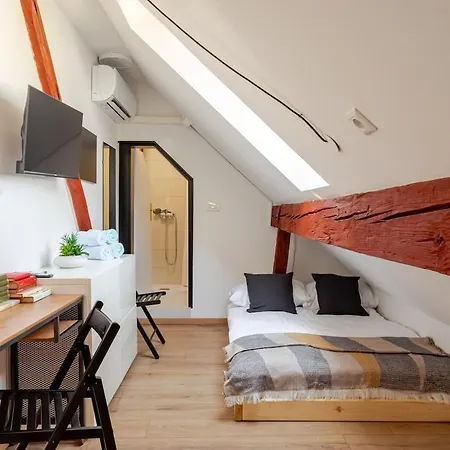Appartement Stylish Loft In The Hearth Of Historic Centre *