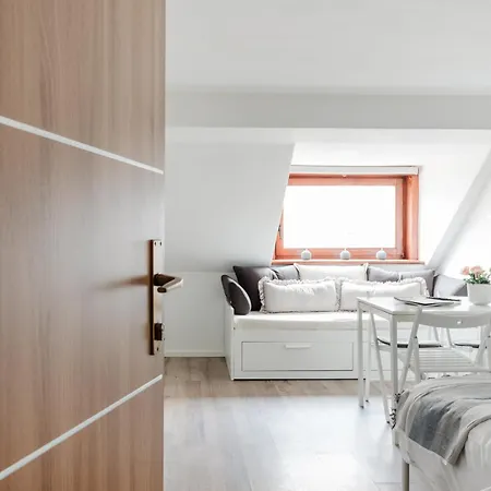 דירה Stylish Loft In The Hearth Of Historic Centre
